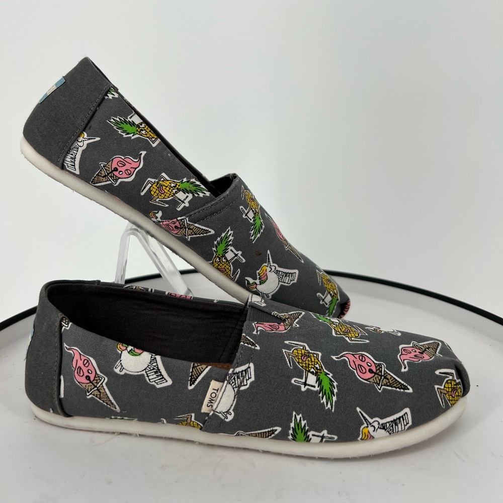 TOMS NWOT YOUTH ROCK BAND UNICORNS, ICE‎ CREAM PINEAPPLES ALPARGATA GREY CANVAS